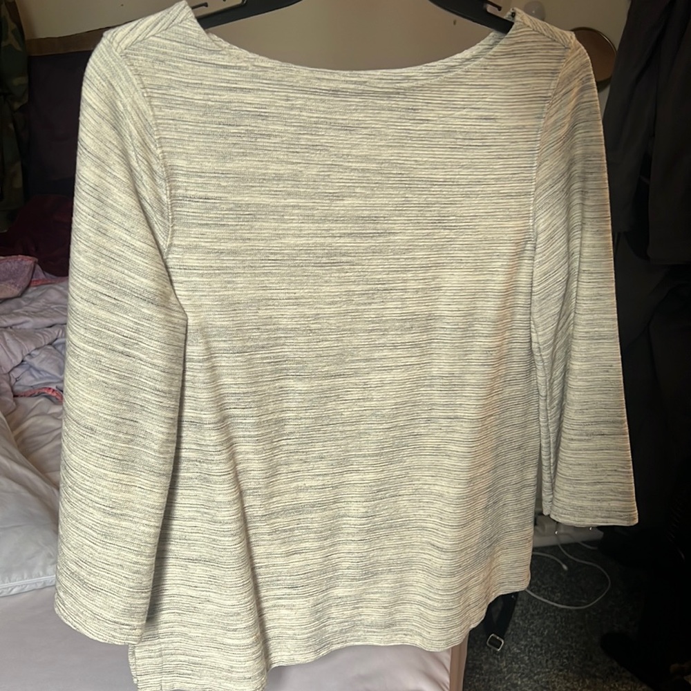 Long-sleeve SIZE SMALL Old Navy shirt